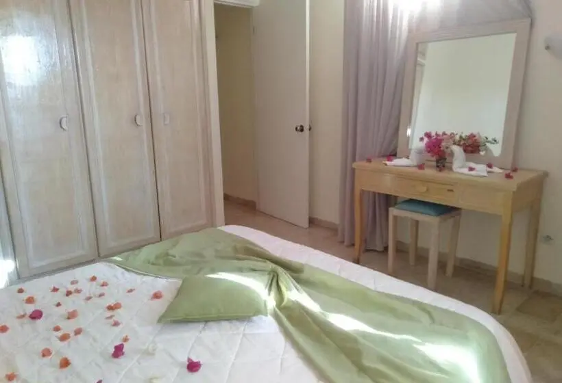 آپارتمان 1 خوابه, Appart Hotel Rodes