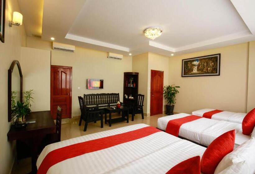 اتاق لوکس خانوادگی, Chheng Residence