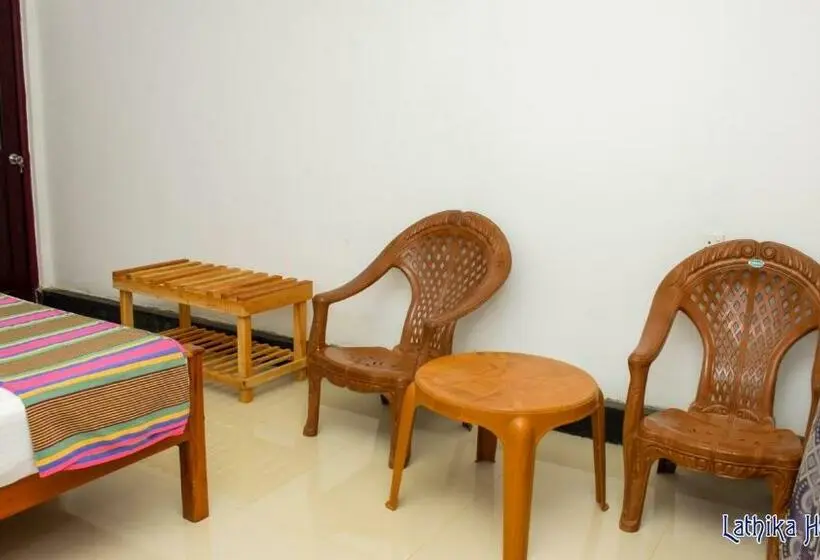 スタンダードルーム, Lathika Homes