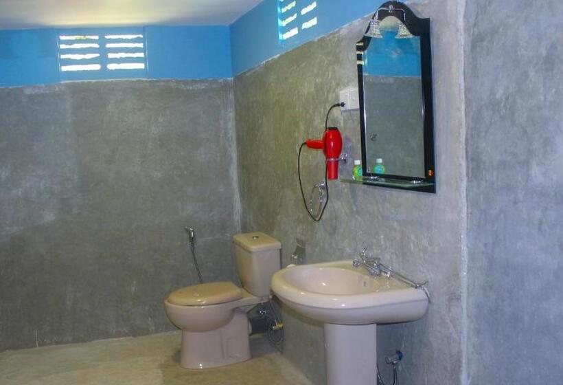 ファミリールーム, Lathika Homes