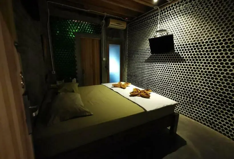 Habitación Deluxe con Balcón, Bat & Arrow