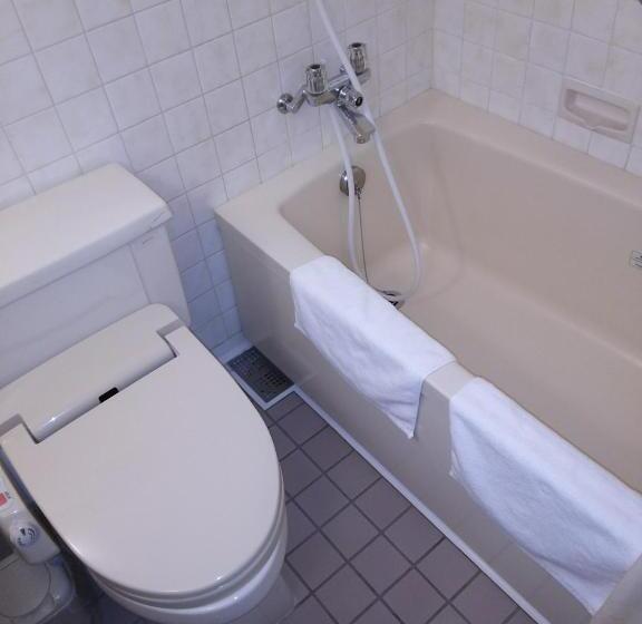 Семейный Номер, Hyper Hills Hirosaki