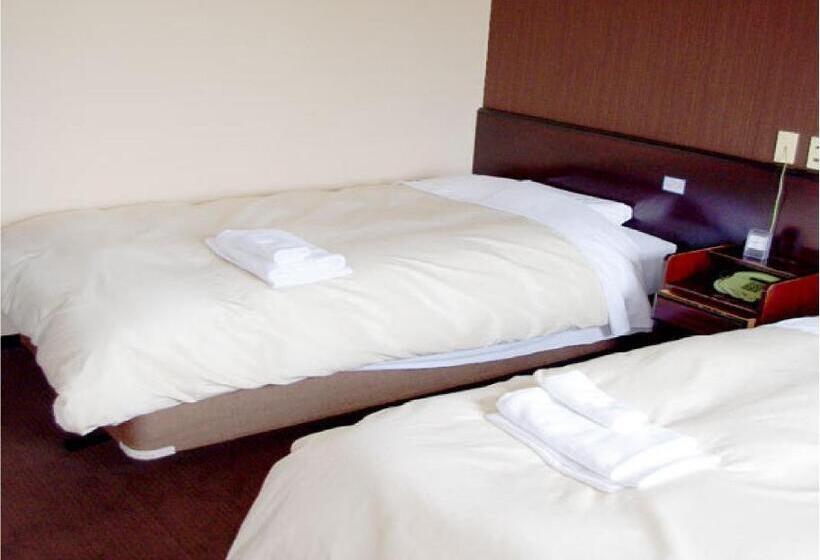 غرفة قياسية, Niigata Park