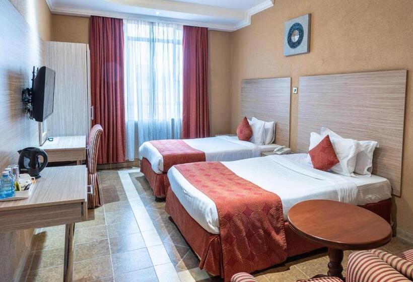 اتاق سوپریور, Waterbuck