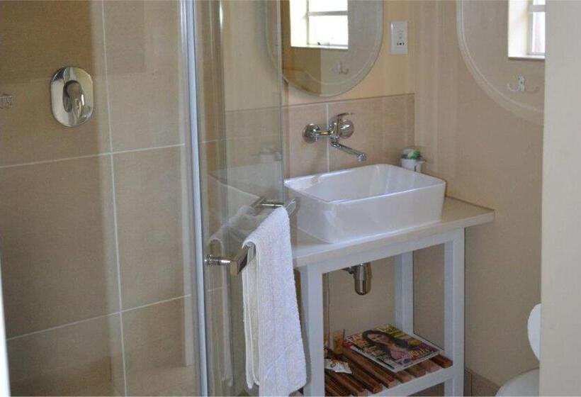 带大床的标准间, Hunters B&b