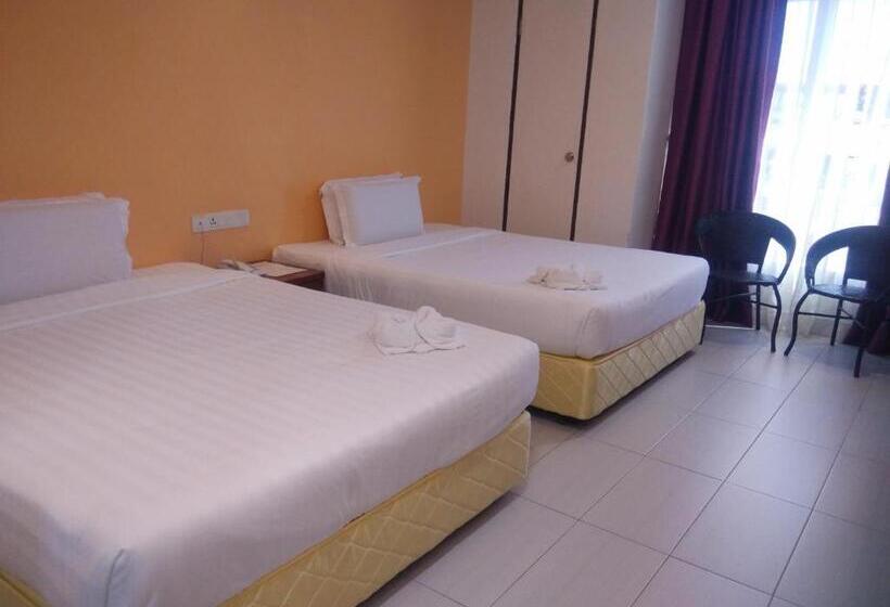 חדר קומפורט לשלושה, Mny Hotel & Resort