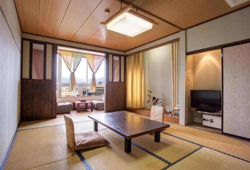 اتاق استاندارد چهار تخته, Heian