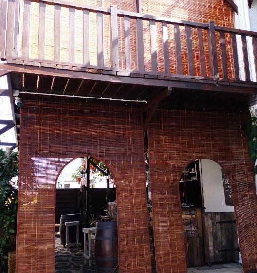 استودیو استاندارد با چشم‌انداز باغ, Sannyasa Wellness And Spa
