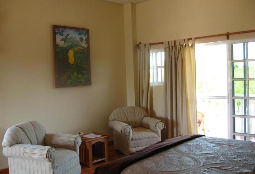 اتاق استاندارد با بالکن, Serenity Sands