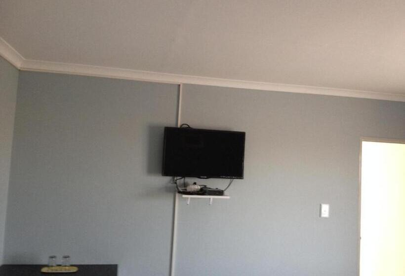 اتاق استاندارد, Jessma Bed And Breakfast