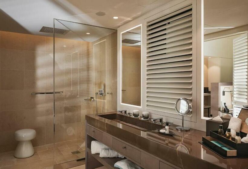 اتاق استاندارد با چشم‌انداز باغ, Le Barthélemy Hotel & Spa