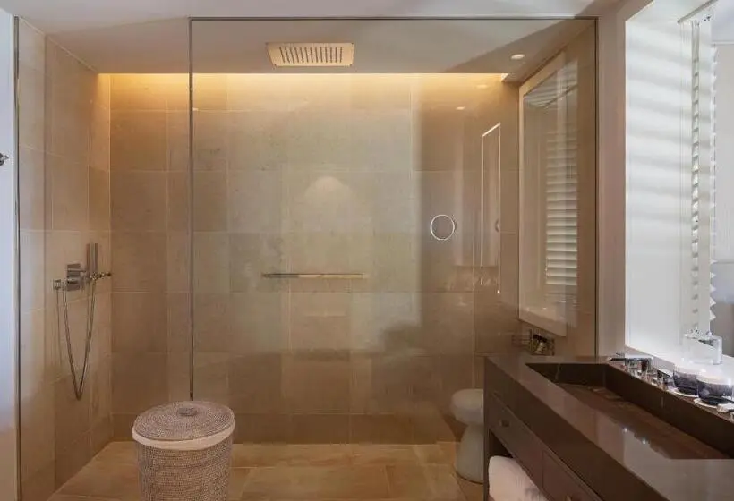 اتاق استاندارد با وان آب گرم, Le Barthélemy Hotel & Spa
