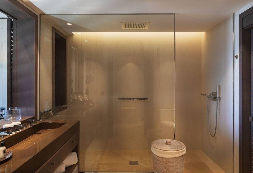 سوییت جونیور لوکس, Le Barthélemy Hotel & Spa