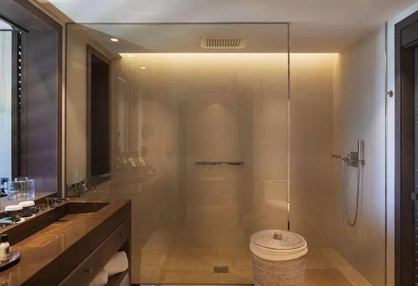 سوییت جونیور لوکس, Le Barthélemy Hotel & Spa