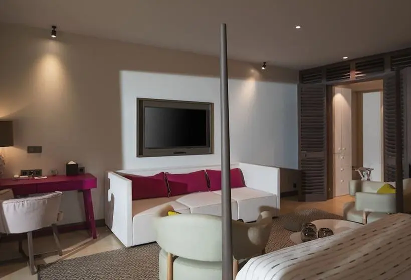 سوییت جونیور, Le Barthélemy Hotel & Spa