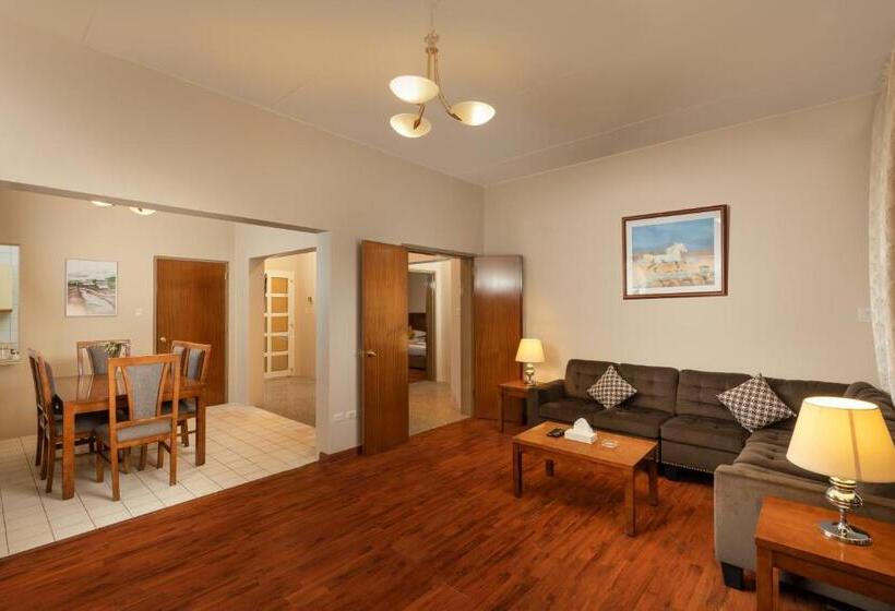 Вилла с 1 спальней и бассейном, Airport Hotel And Resort