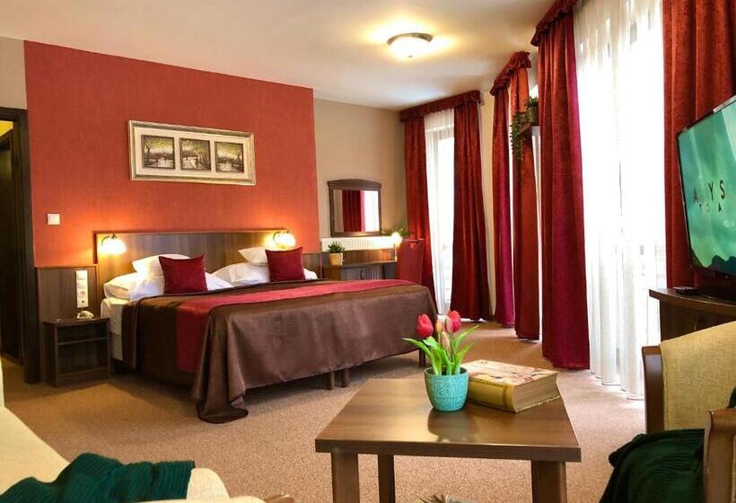 חדר סופריור, Ambrózia étterem és Panzió