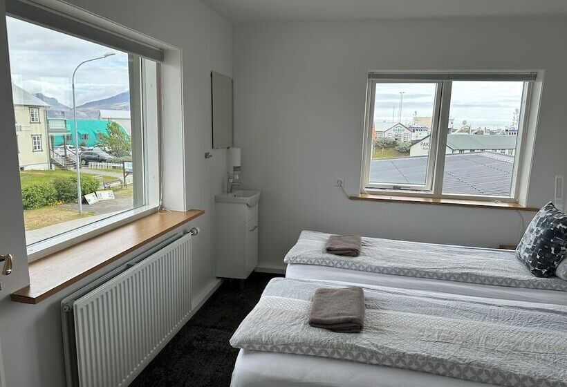 اتاق استاندارد با سرویس بهداشتی مشترک, Guesthouse Dyngja