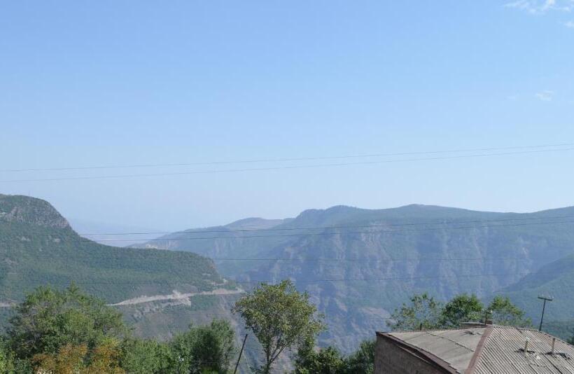 اتاق استاندارد سه نفره, Bed And Breakfast John And Lena