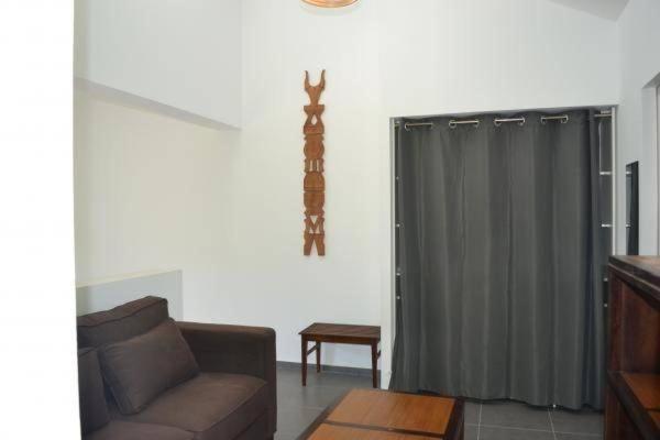 آپارتمان 1 خوابه همکف, Les Canneliers