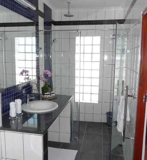 标准间带露台, Old Fisher House