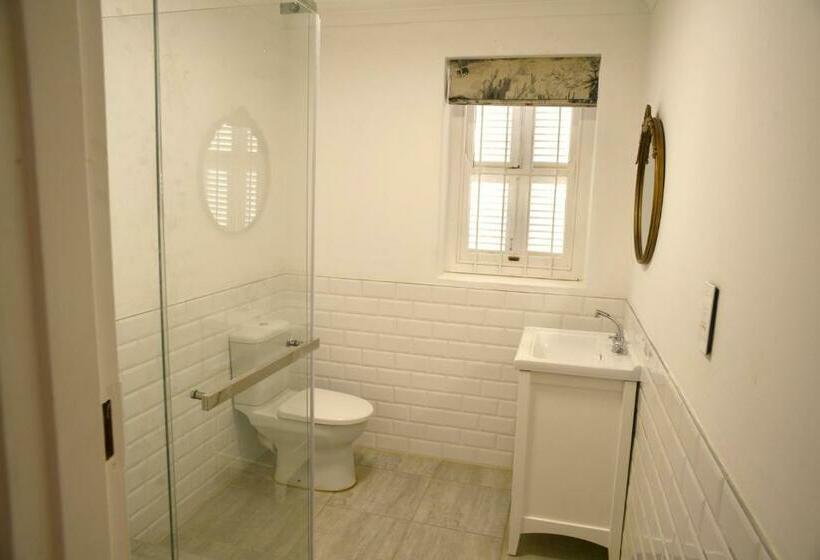 جناح, The Sanctuary