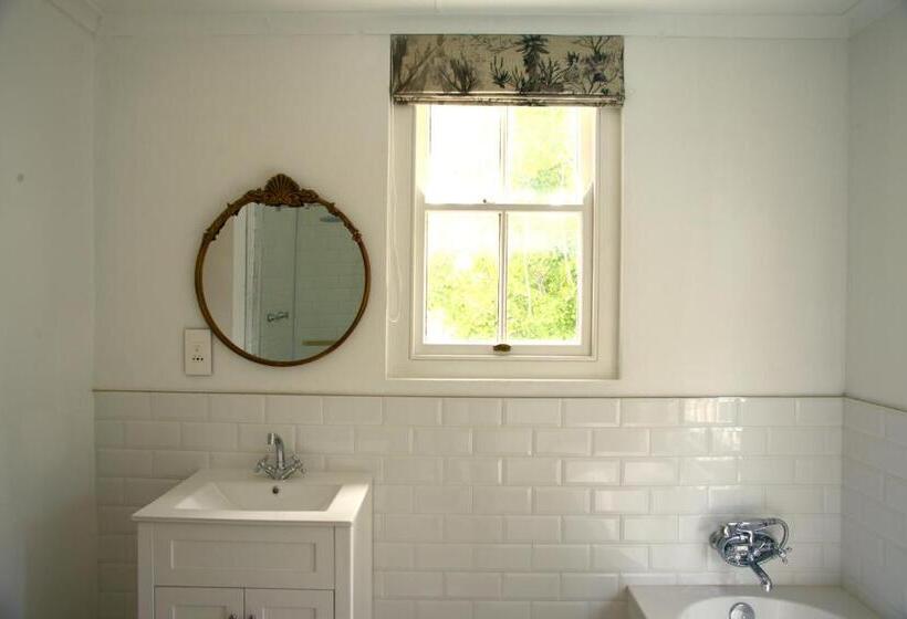 غرفة قياسية, The Sanctuary