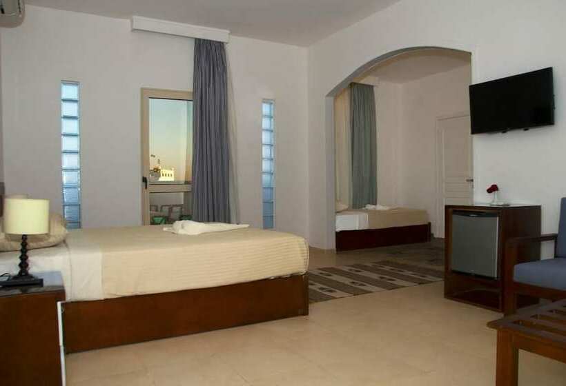 家庭间, Elaria Hotel Hurgada