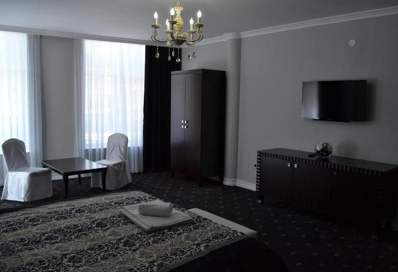 آپارتمان لوکس 1 خوابه, Emi