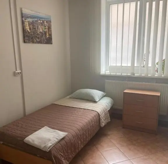 Pokój Ekonomiczny, Kardinal