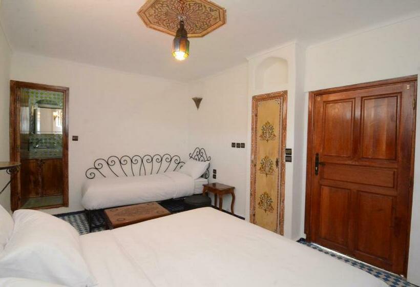 舒适型房间, Le Cèdre D'argent