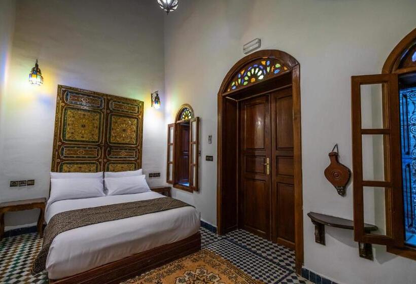 舒适型房间, Le Cèdre D'argent