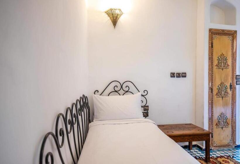 舒适型房间, Le Cèdre D'argent