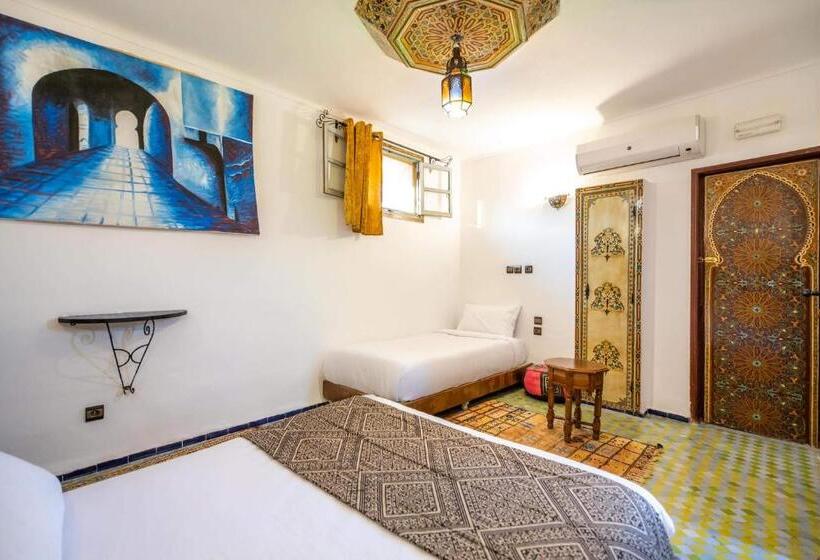 舒适型房间, Le Cèdre D'argent