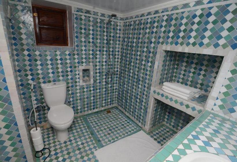 舒适型房间, Le Cèdre D'argent