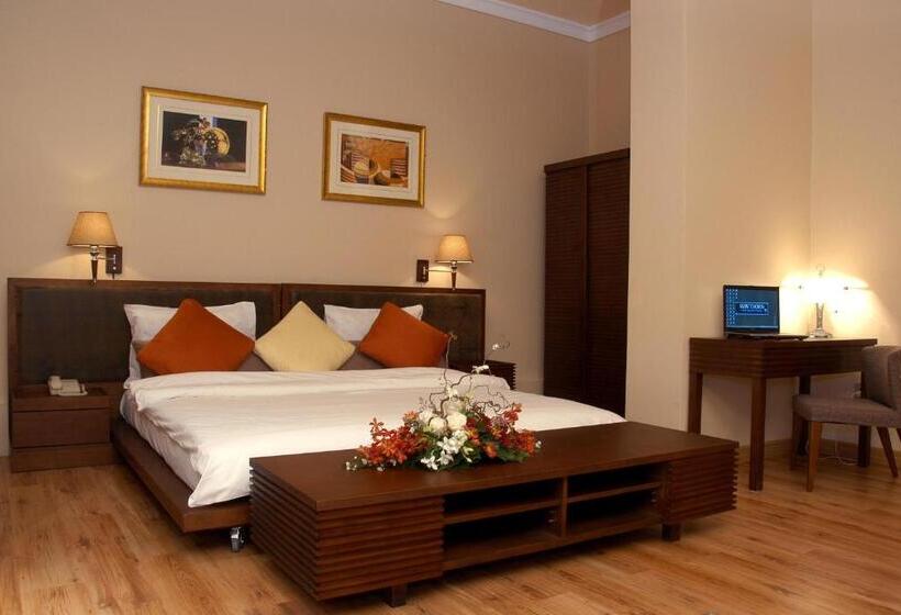 سوییت لوکس, Le Jazz