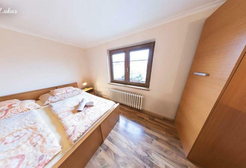 带2个卧室的公寓, Pension Lukas