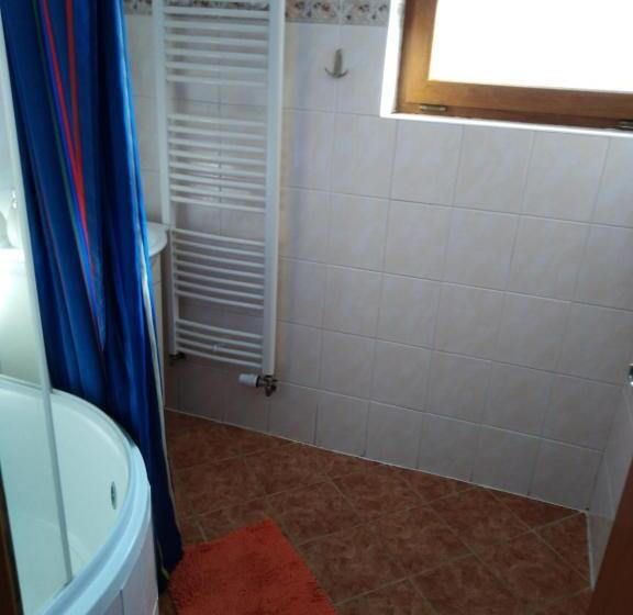 带2个卧室的公寓, Pension Lukas