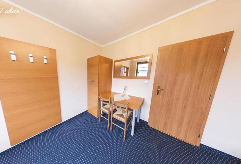 标准间, Pension Lukas