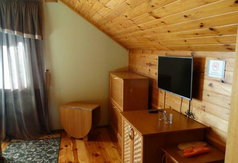 Camera Standard Bagno Condiviso, Smerekova Hata