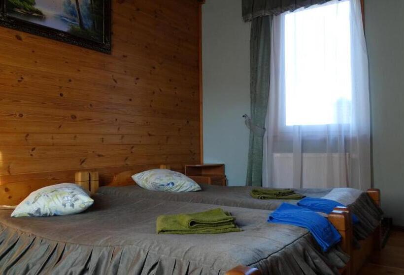 Camera Standard Bagno Condiviso, Smerekova Hata