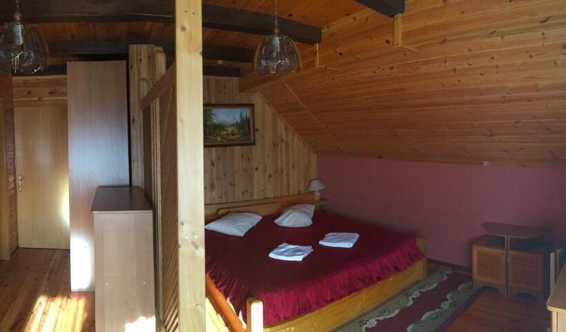 Camera Superiore Letto King, Smerekova Hata