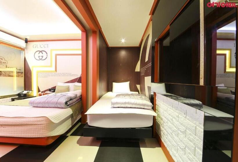 스탠다드 룸, Jinju Gng Motel