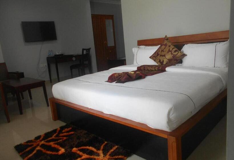 סוויטת ג'וניור, Adden Palace Hotel & Conference Centre