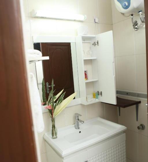 Family Suite, Adden Palace Hotel & Conference Centre