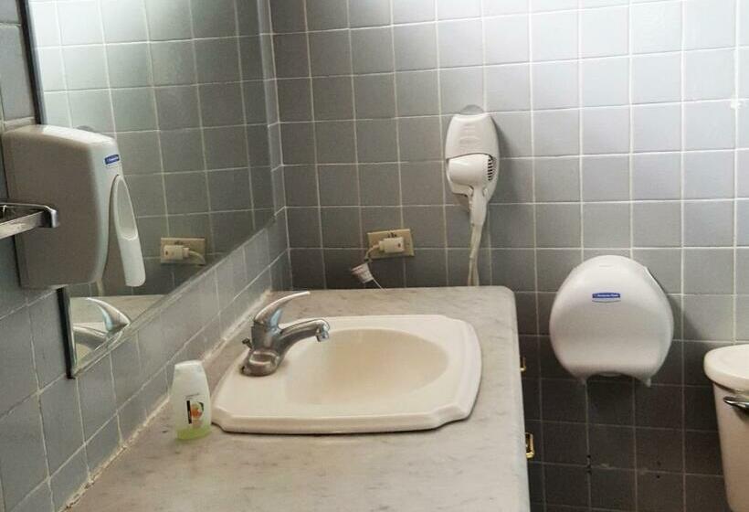 اتاق استاندارد, Managua Inn