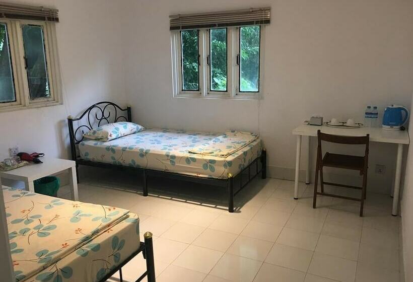 اتاق استاندارد, Roly Airport Residence