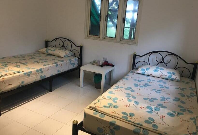 اتاق استاندارد, Roly Airport Residence