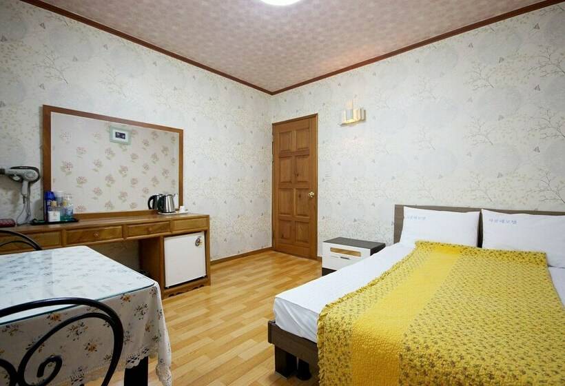 Habitació Estàndard, Gurye Charlotte