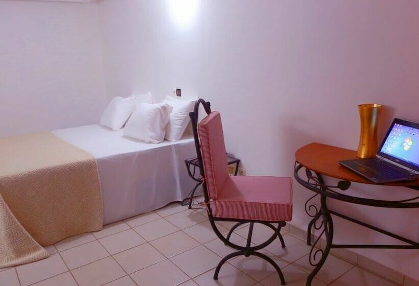 اتاق لوکس, Résidence Théresia